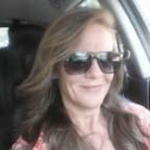 Meet your Posher, Stefanie